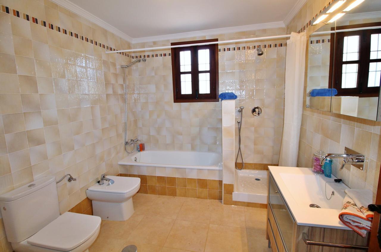 Villa El Crucero With Pool And Jacuzzi Spainsunrentals 1035 Nerja Extérieur photo