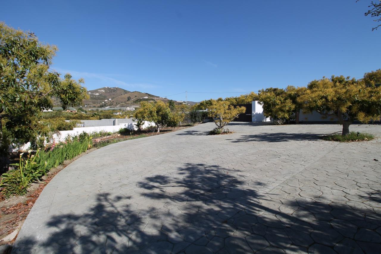 Villa El Crucero With Pool And Jacuzzi Spainsunrentals 1035 Nerja Extérieur photo