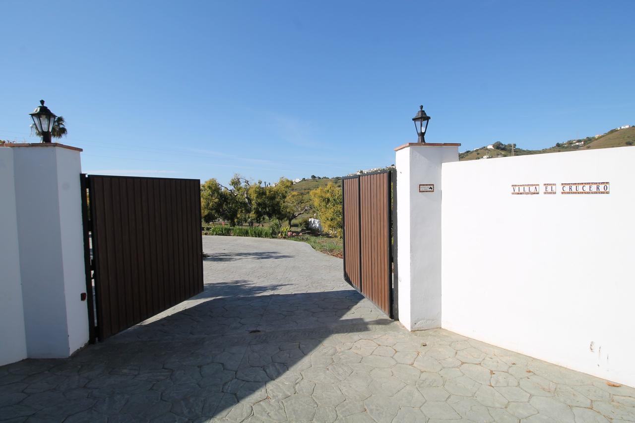 Villa El Crucero With Pool And Jacuzzi Spainsunrentals 1035 Nerja Extérieur photo